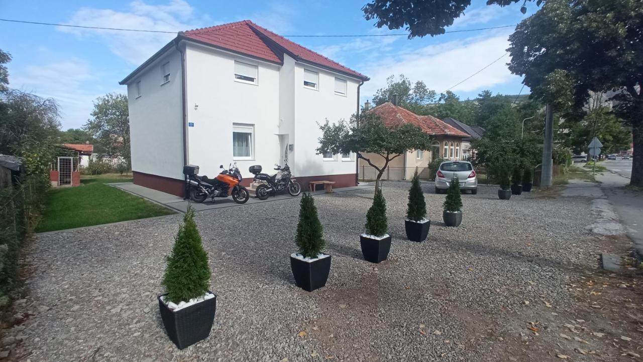 7 Kucica Lägenhet Livno Exteriör bild
