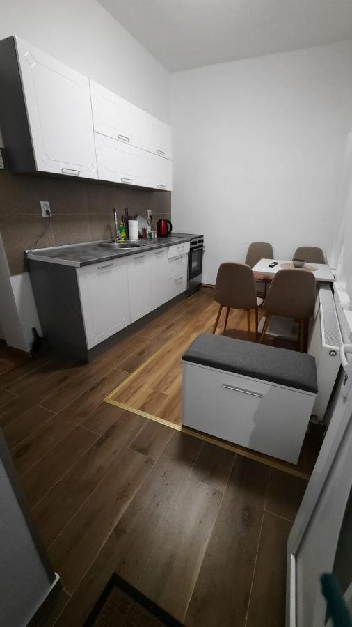 7 Kucica Lägenhet Livno Exteriör bild